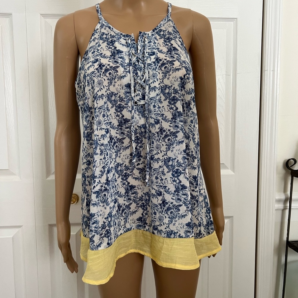 NWT SIZE S CLEO KAI FLORAL TANK WITH YELLOW BOARDER.
